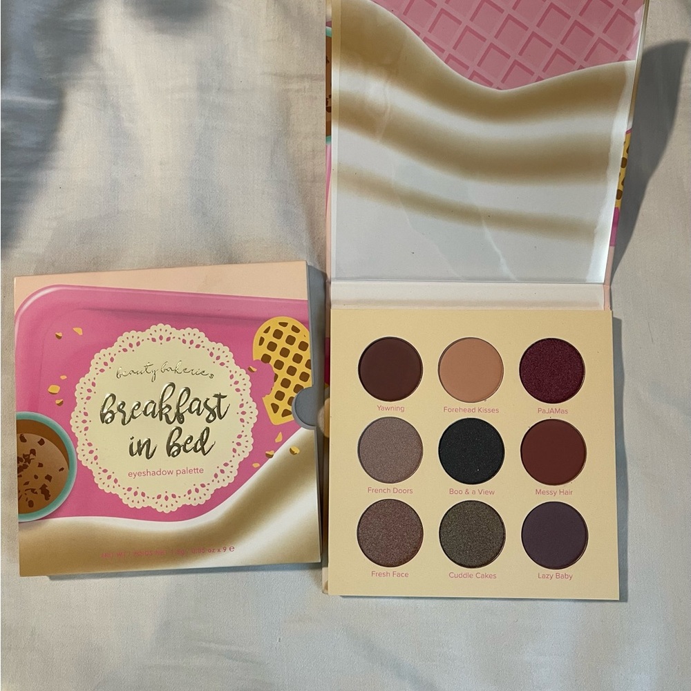 Breakfast in bed palette